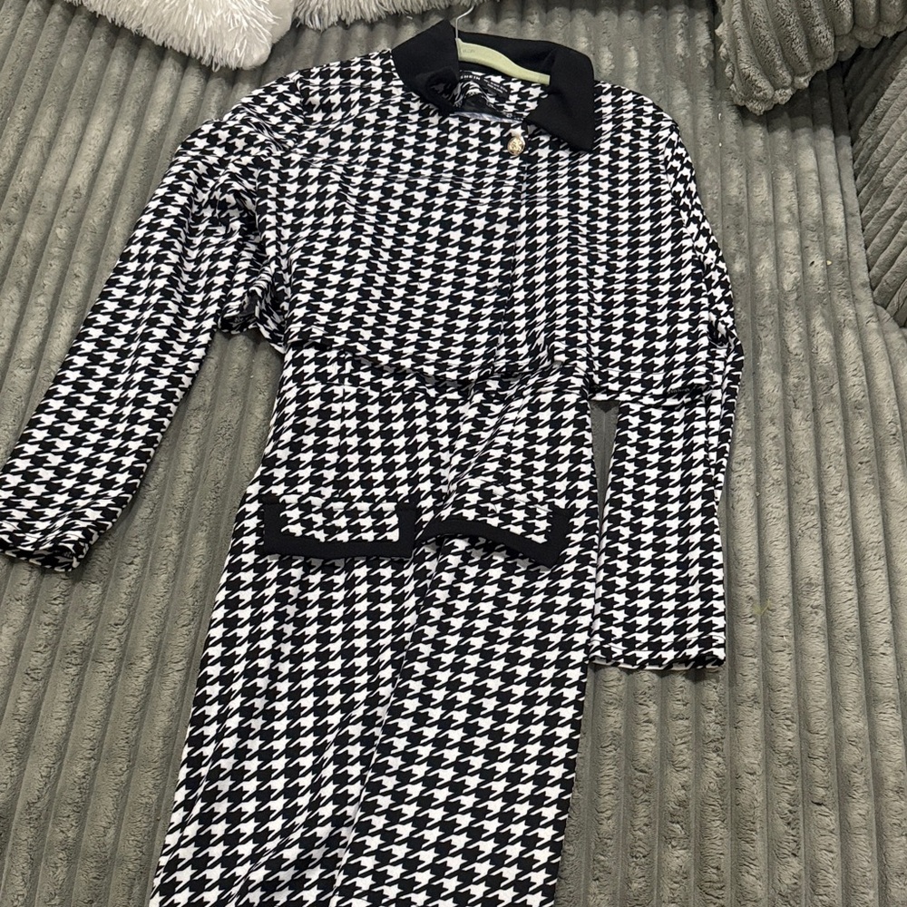 SHEIN Black and White Houndstooth Long Sleeve Dress